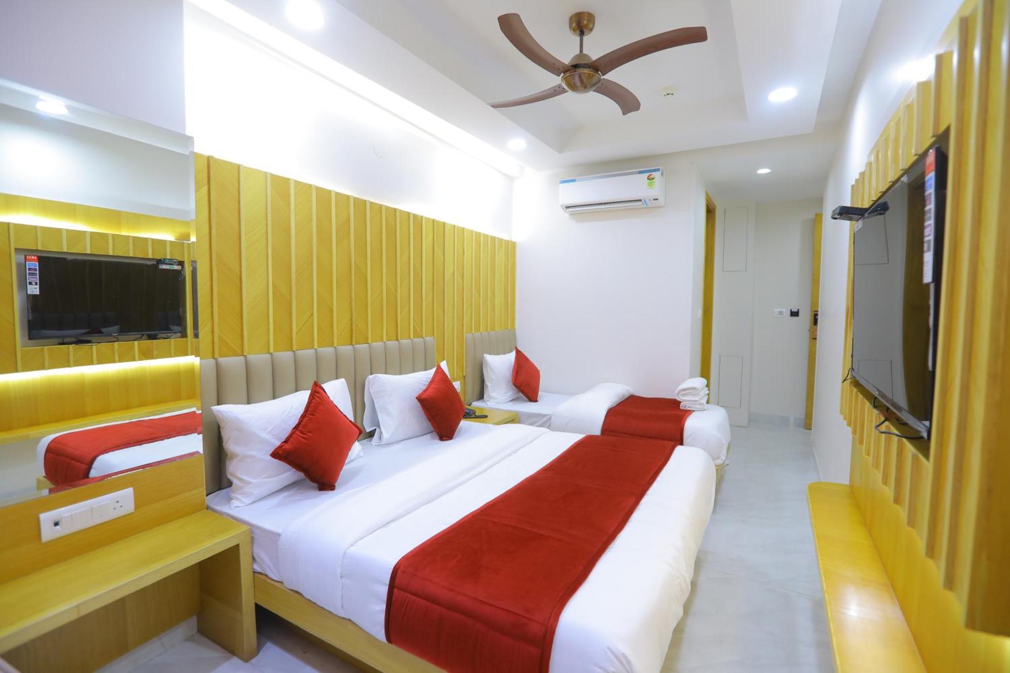 Hotel Glitz - Walk In From New Delhi Railway Station Ngoại thất bức ảnh