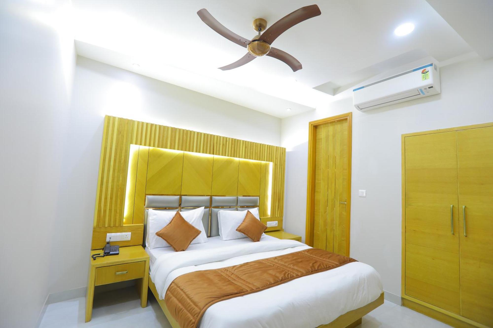 Hotel Glitz - Walk In From New Delhi Railway Station Ngoại thất bức ảnh